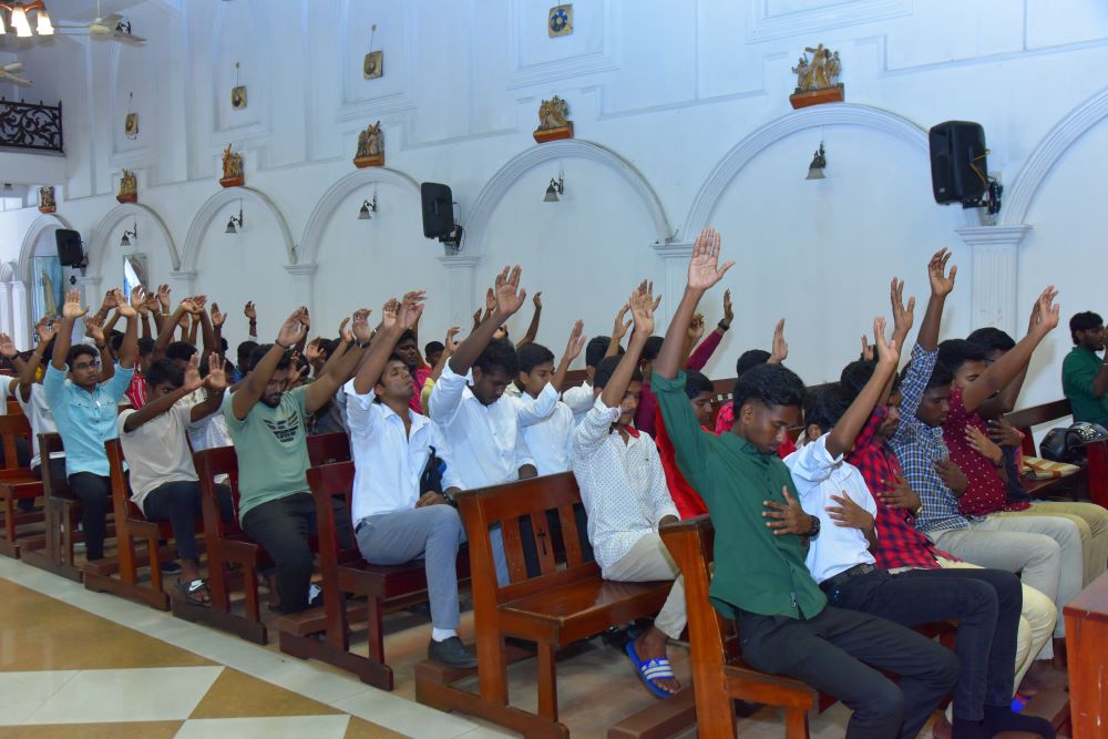 09.07 Retreat for Youth at Annai Velankanni Church