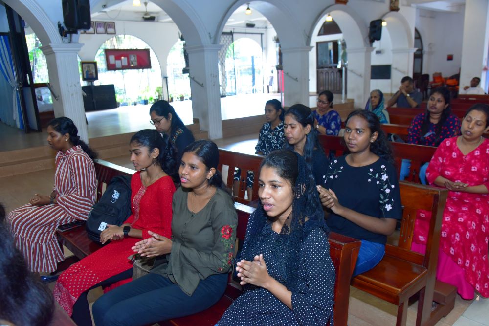 09.07 Retreat for Youth at Annai Velankanni Church