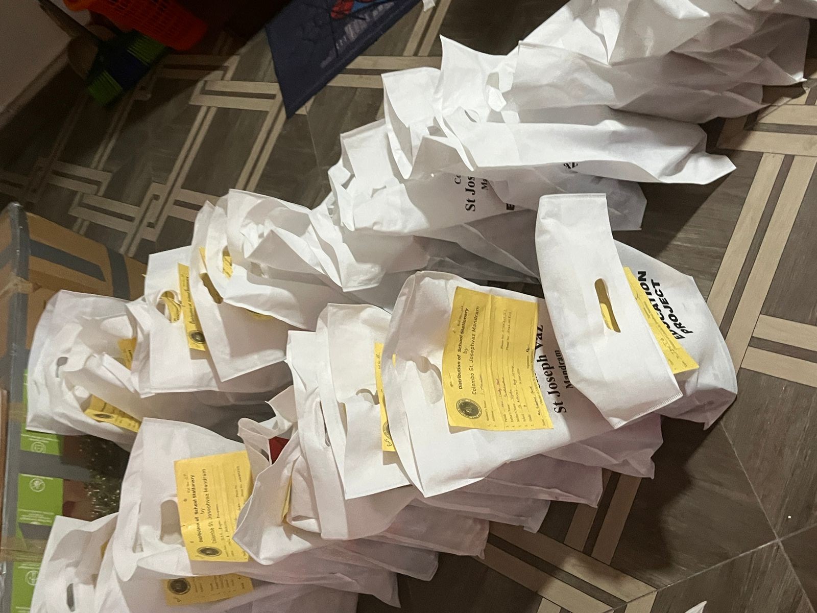 Free Books Distribution 21.12.2025