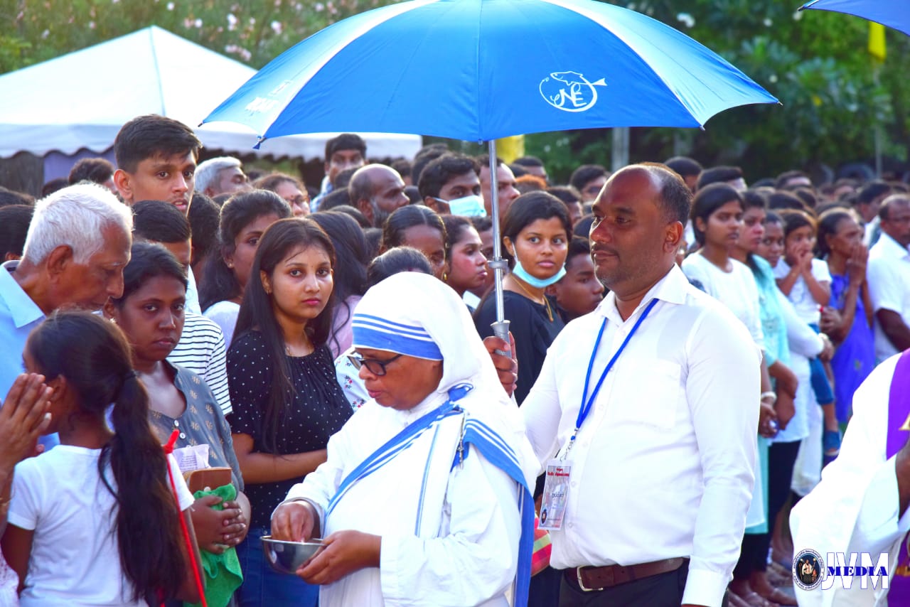 Colombo Way of the Cross