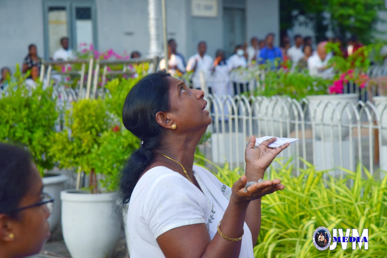 Colombo Way of the Cross