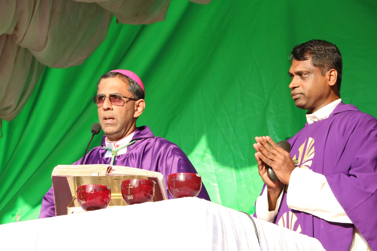 Colombo Way of the Cross