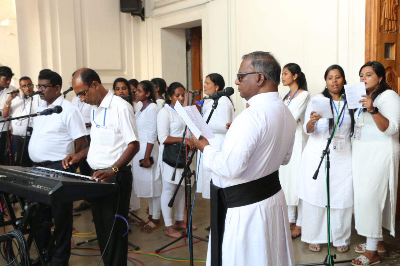 Colombo Way of the Cross