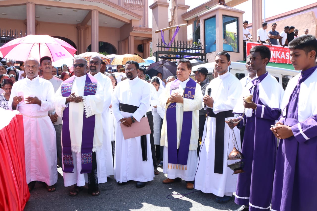 Colombo Way of the Cross