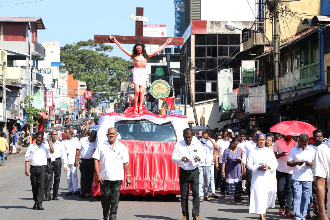 Colombo Way of the Cross