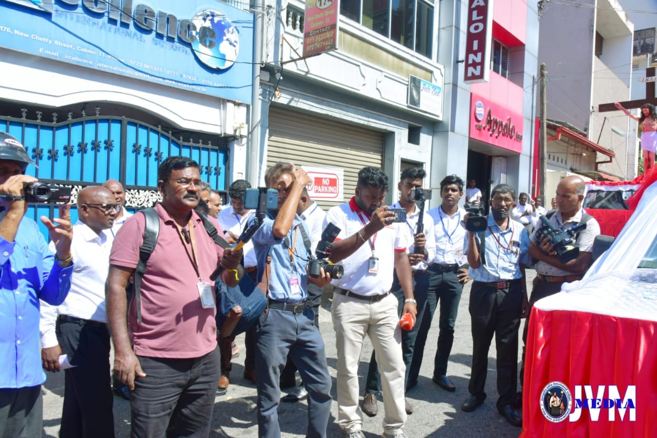 Colombo Way of the Cross